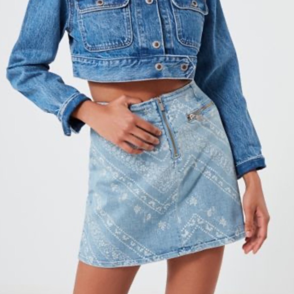 BDG Urban Outfitters Jean Mini Skirt Size 2